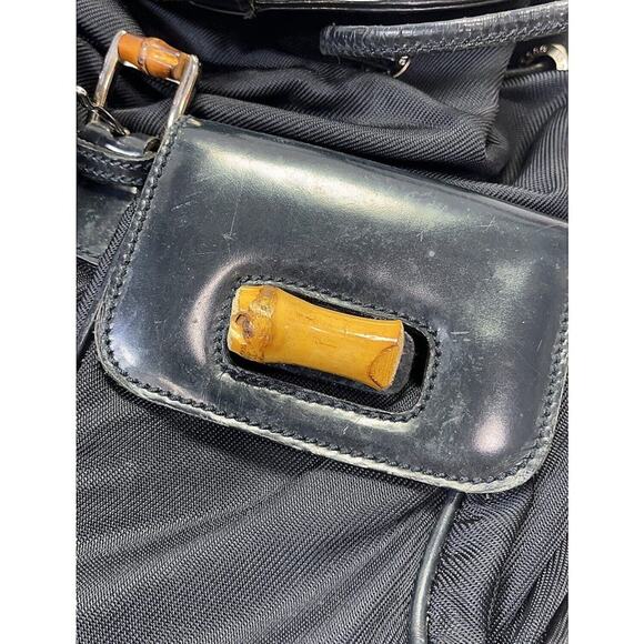 Authentic GUCCI Backpack Bamboo Handle/ Closures Black Patent Leather/Leather - Picture 5 of 12